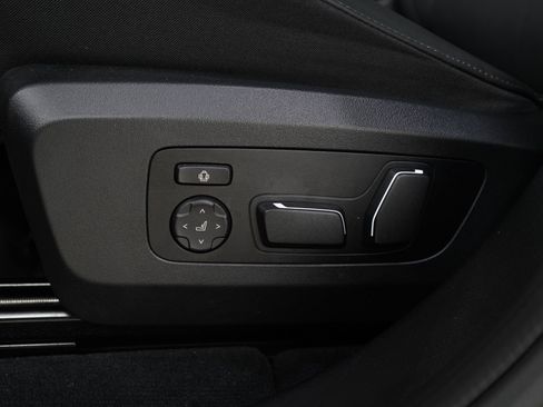 Used 2025 BMW X3 M50 AWD/4WD image 28