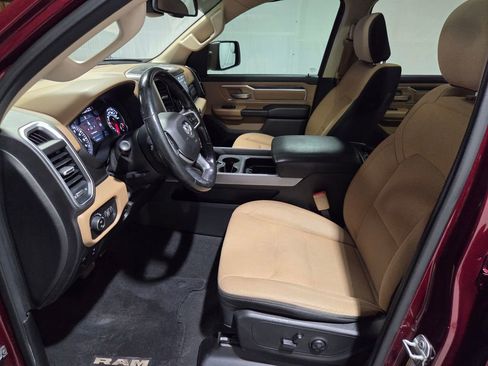 Used 2019 RAM 1500 Big Horn image 9