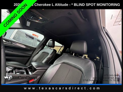 Used 2021 Jeep Grand Cherokee L Laredo image 7