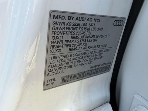 Used 2023 Audi Q8 Premium Plus w/ Premium Plus Package AWD/4WD image 16