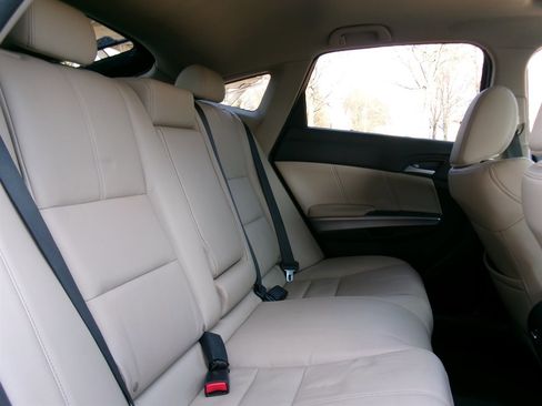 Used 2013 Honda Crosstour EX-L image 23