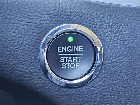 Used 2022 Ford Edge SEL w/ Convenience Package image 25