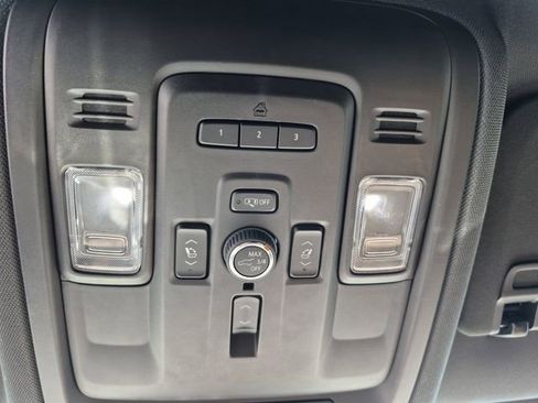 Used 2024 Chevrolet Tahoe High Country w/ Advanced Technology Package AWD/4WD image 26