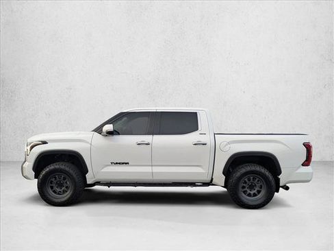 Used 2022 Toyota Tundra Limited image 9