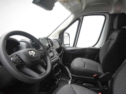 New 2026 RAM ProMaster 2500 w/ Convenience Group FWD image 33