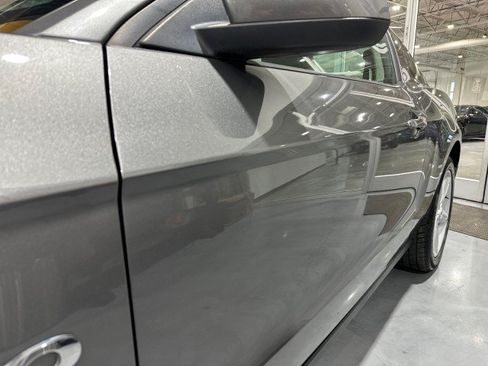Used 2011 Ford Mustang GT RWD image 17