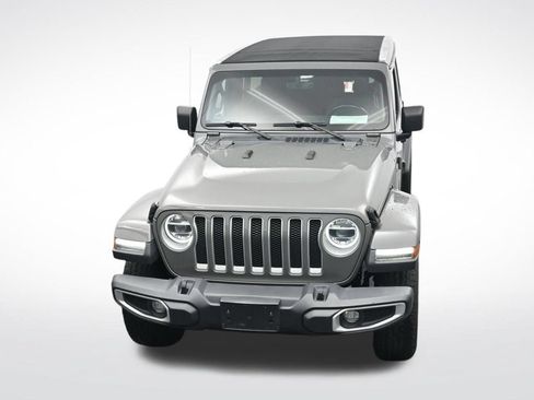 Used 2022 Jeep Wrangler Unlimited Sahara w/ LED Lighting Group AWD/4WD image 22