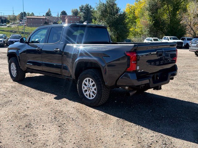 Used 2025 Toyota Tacoma SR5 AWD/4WD image 3