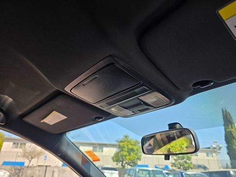 Used 2017 Honda Accord Sport image 17