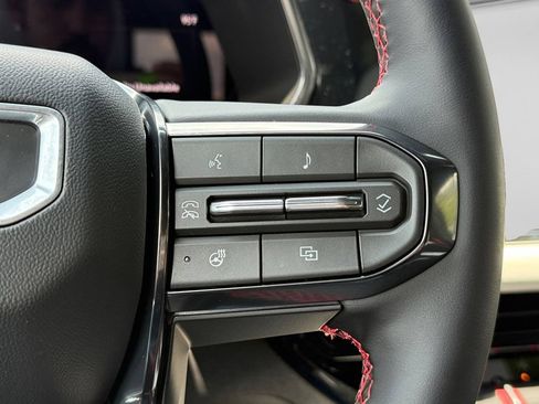New 2026 GMC Canyon AT4X w/ LPO, Black Badging Package AWD/4WD image 26