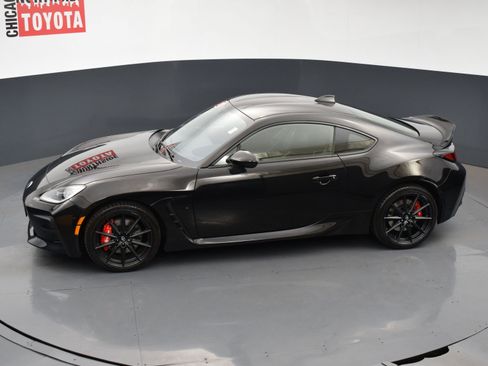 Used 2025 Toyota GR86 Premium w/ Performance Package image 19