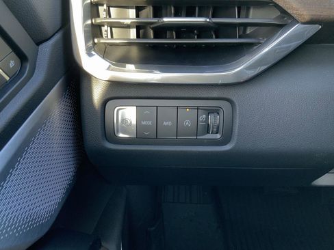 New 2026 GMC Acadia Denali Ultimate w/ LPO, Floor Liner Package image 37