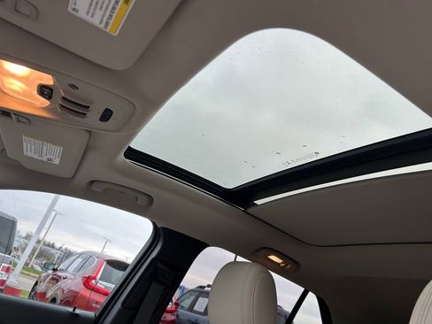 Used 2023 Buick Encore GX Essence w/ Experience Buick Package image 25