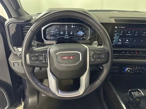 Used 2022 GMC Sierra 1500 Elevation image 14