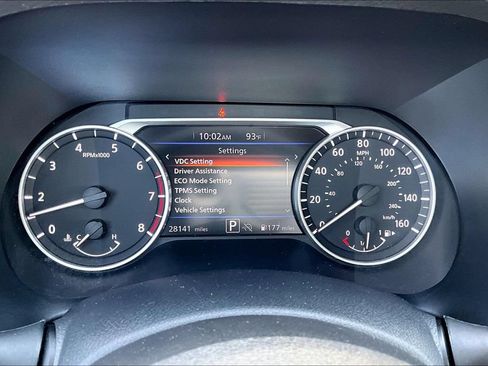 Used 2025 Nissan Sentra SV FWD image 10