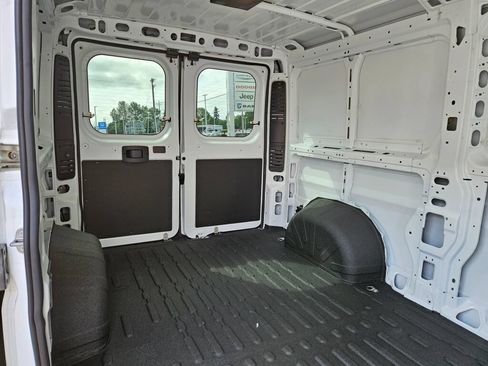 New 2025 RAM ProMaster 1500 w/ Quick Order Package 22G SLT FWD image 14