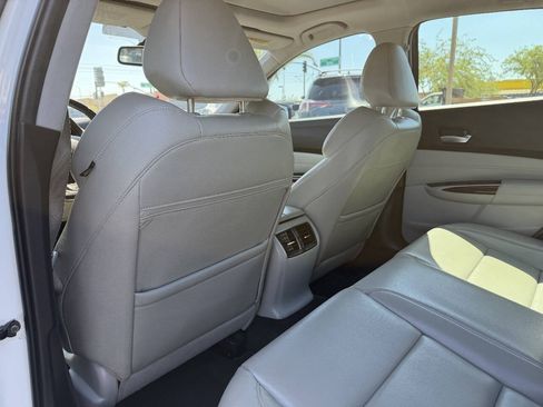 Used 2015 Acura TLX FWD image 10