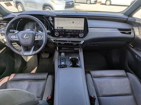 Certified 2024 Lexus RX 350 w/ Convenience Package image 16