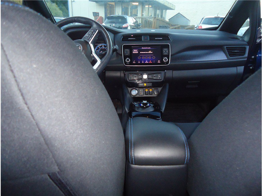 Used 2020 Nissan Leaf SV w/ SV All Weather Package FWD image 18
