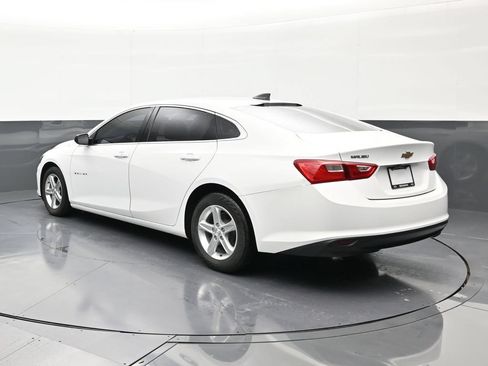 Used 2020 Chevrolet Malibu LS FWD image 3