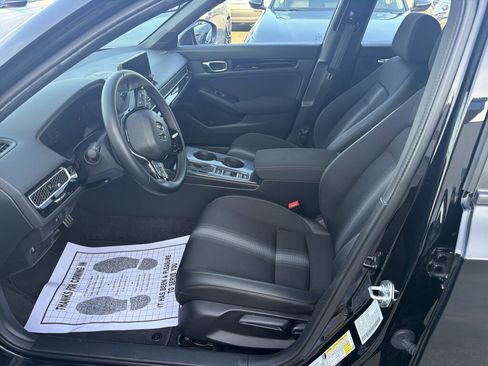 Certified 2025 Honda Civic Sport image 10