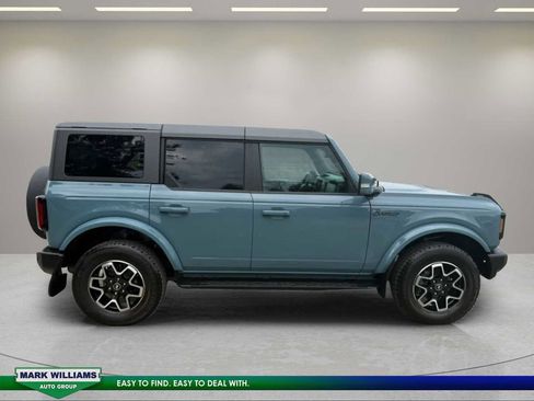 Used 2022 Ford Bronco Outer Banks AWD/4WD image 10