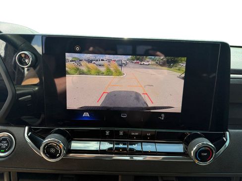 Used 2023 Chevrolet Colorado Trail Boss w/ Advanced Trailering Package AWD/4WD image 17
