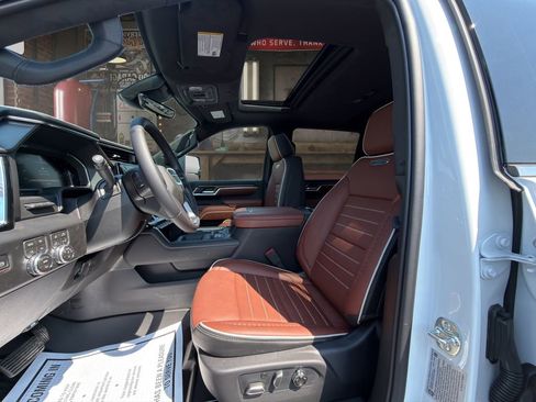 New 2026 GMC Sierra 2500 Denali Ultimate AWD/4WD image 13