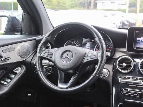 Used 2019 Mercedes-Benz GLC 300 4MATIC Coupe image 15