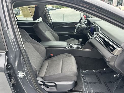 Certified 2025 Toyota Camry LE FWD image 33