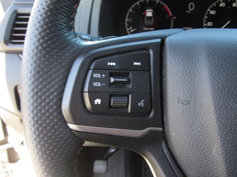 Used 2025 Honda Ridgeline TrailSport image 25
