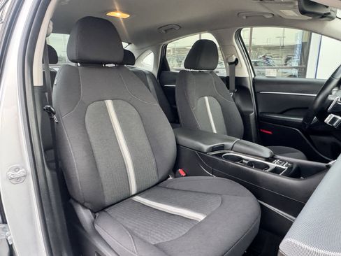 Certified 2025 Hyundai Sonata SEL image 12