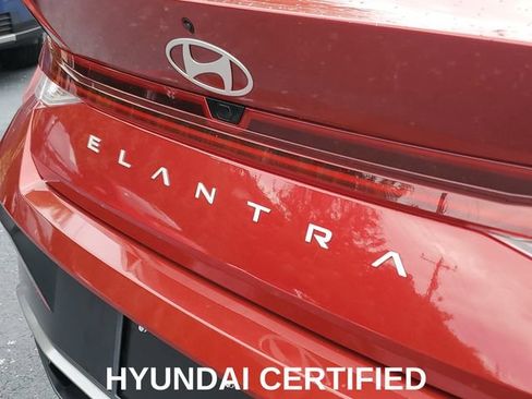 Certified 2025 Hyundai Elantra SEL FWD image 7