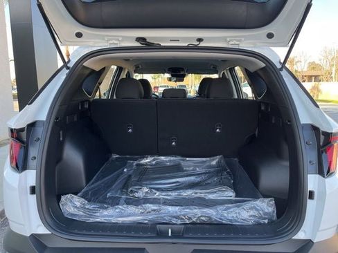 New 2026 Hyundai Tucson SE image 29