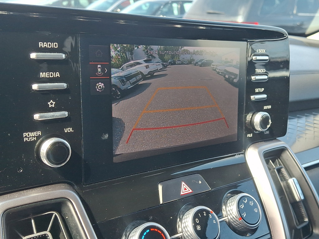 Used 2023 Kia Sorento LX FWD image 26