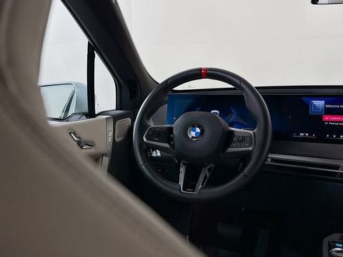 Used 2025 BMW iX M60 AWD/4WD image 11