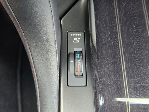 Used 2022 Lexus GX 460 Luxury w/ Sport Design Package image 26