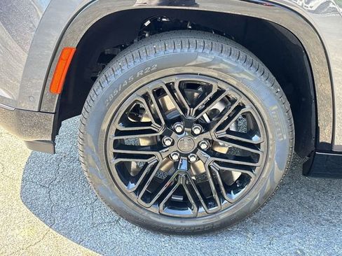 New 2026 Jeep Grand Wagoneer Limited AWD/4WD image 9