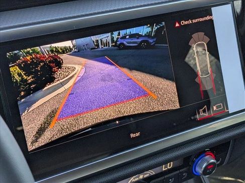 New 2025 Audi Q3 2.0T Premium image 11