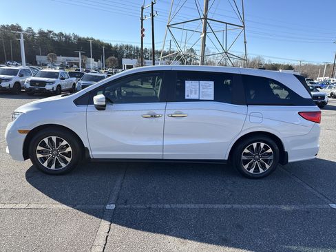 Certified 2024 Honda Odyssey EX-L image 7