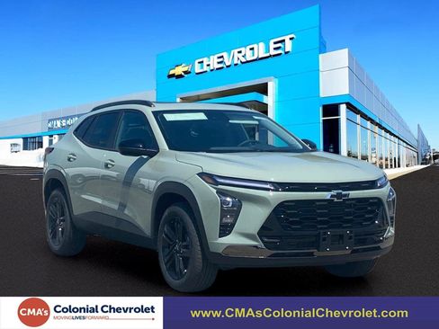 New 2026 Chevrolet Trax ACTIV w/ Sunroof Package FWD image 1