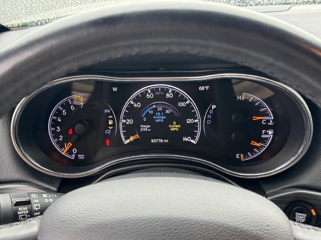 Used 2019 Jeep Grand Cherokee Limited AWD/4WD image 25