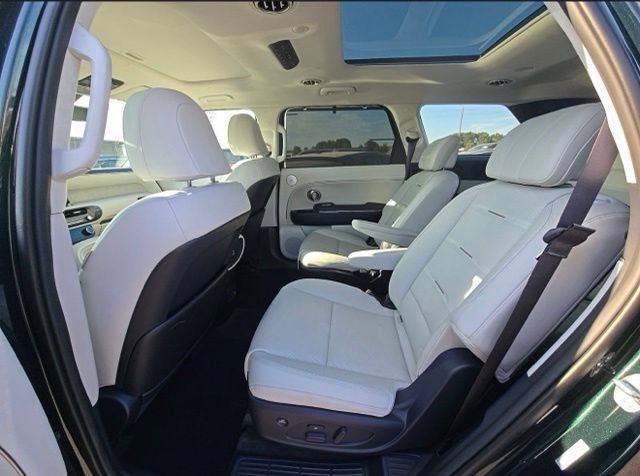 Used 2026 Hyundai Palisade Calligraphy AWD/4WD image 12