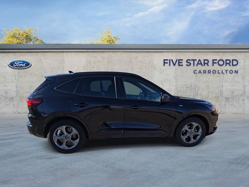 Certified 2024 Ford Escape ST-Line image 9