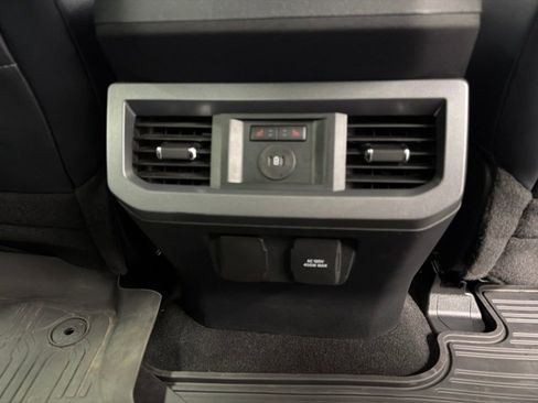 Certified 2024 Ford F250 Lariat AWD/4WD image 11