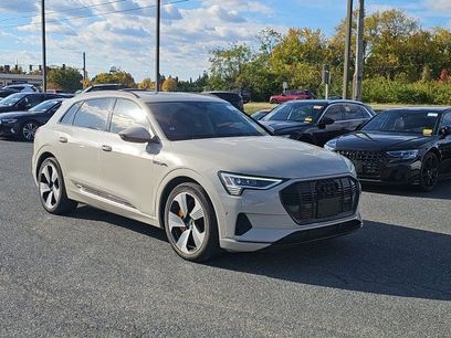 Used 2022 Audi e-tron Premium Plus w/ Premium Plus Package