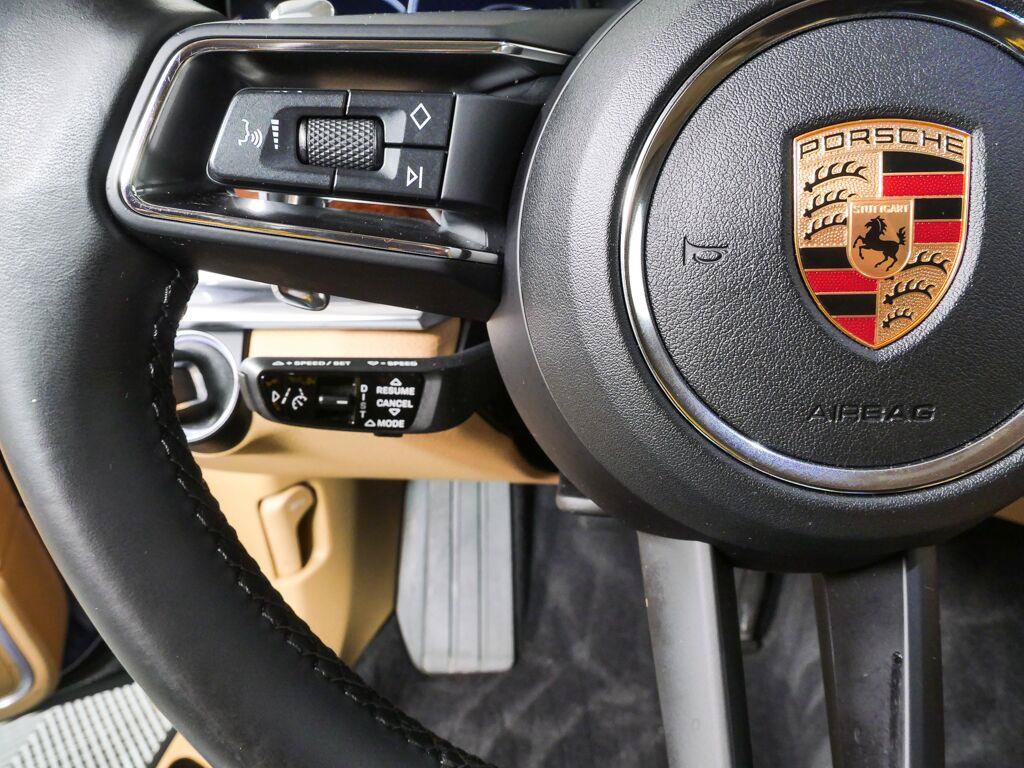 Certified 2023 Porsche Panamera Platinum Edition RWD image 10