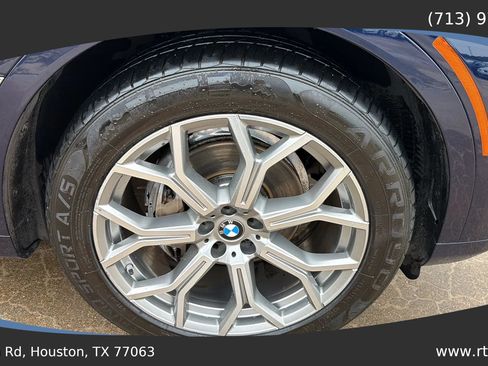 Used 2021 BMW X7 xDrive40i AWD/4WD image 11