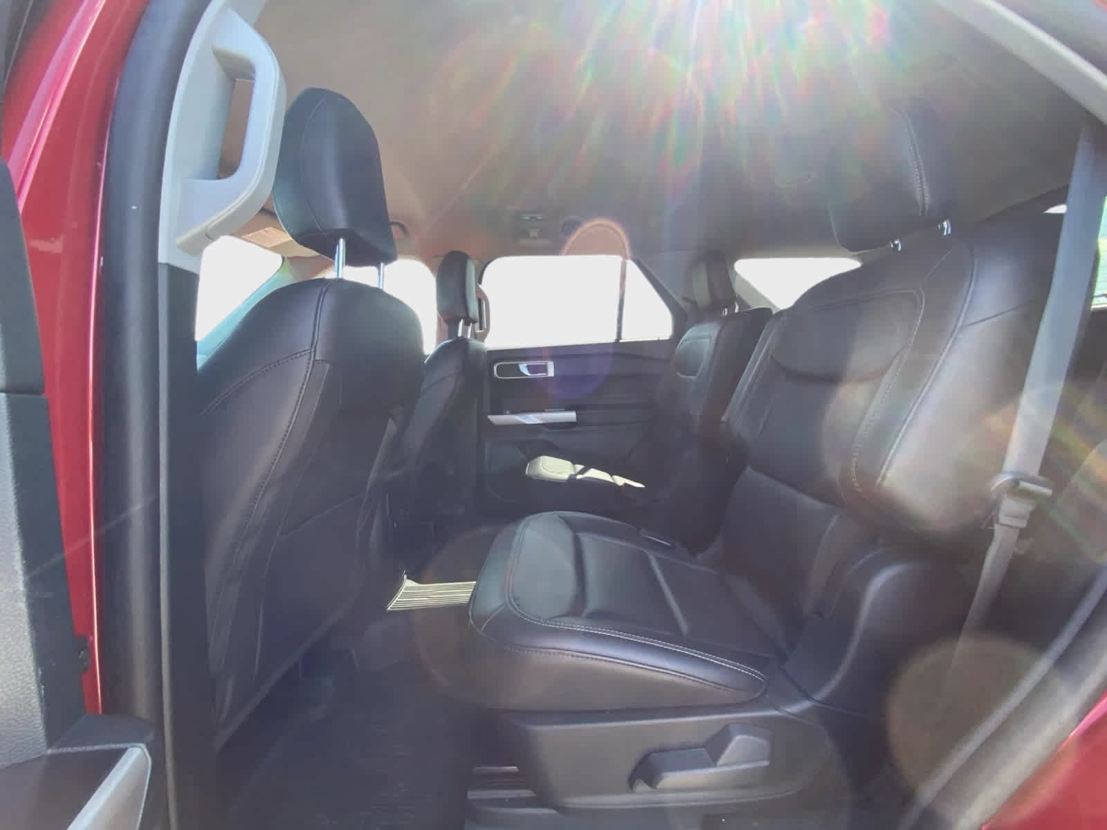 Used 2023 Ford Explorer XLT w/ Equipment Group 202A AWD/4WD image 15