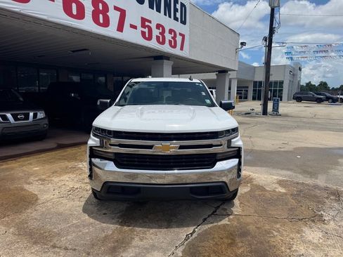 Used 2020 Chevrolet Silverado 1500 LT w/ Texas Edition RWD image 13